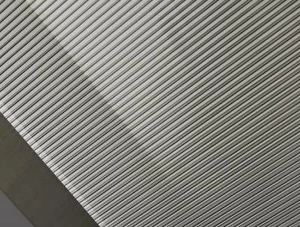 Tetőhéjazat    a tető gyakorlatilag elpusztíthatat